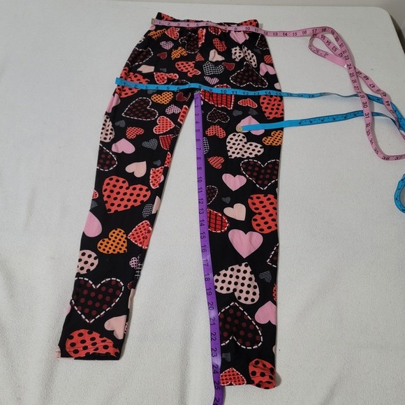 OS Leggings Heart Polka dot Valentines NWOT black red pink - Picture 8 of 10